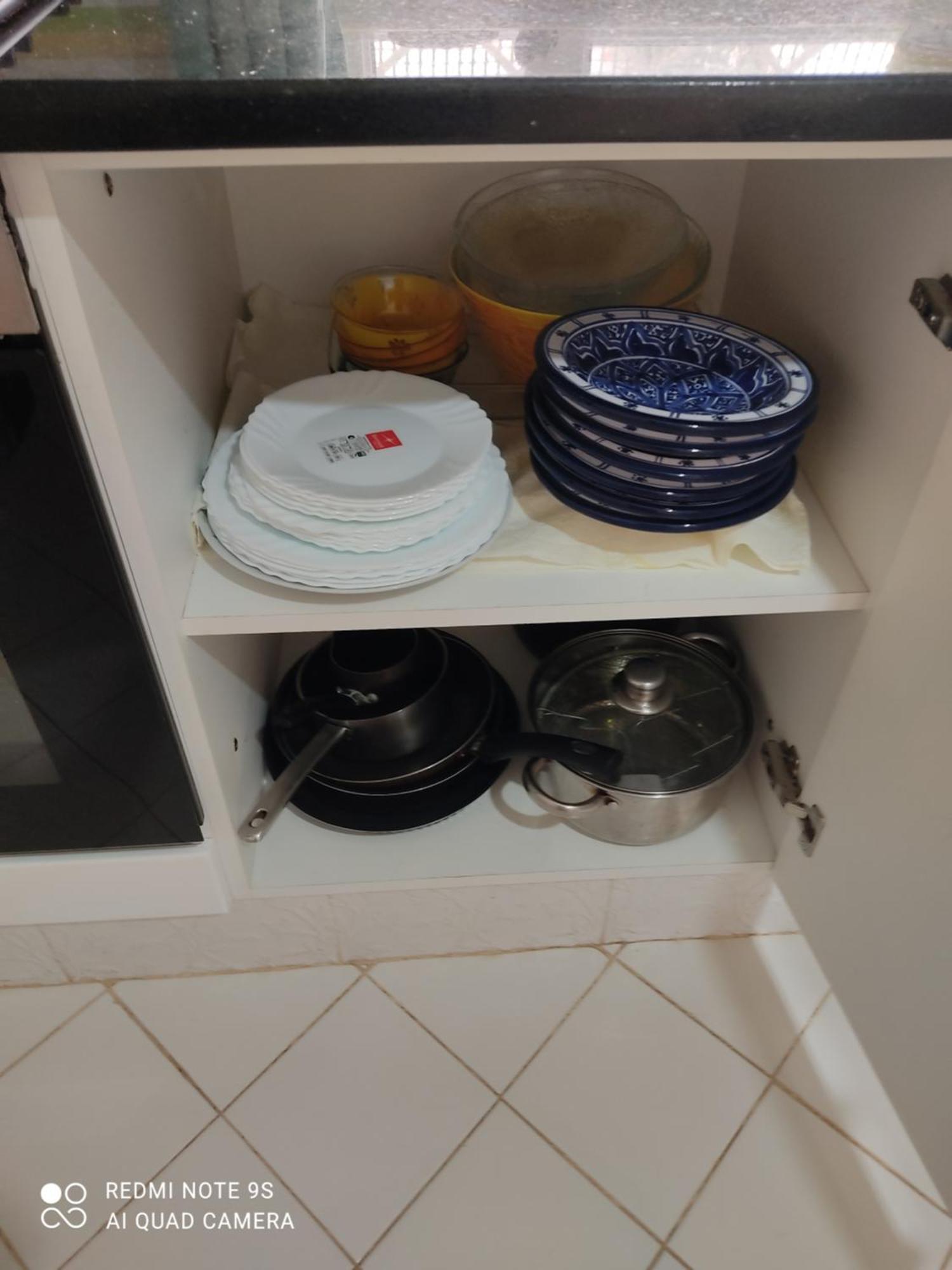 Etage De Villa Avec Jardin, Pres De L'Aireport Et Parking Prive Ariana Luaran gambar